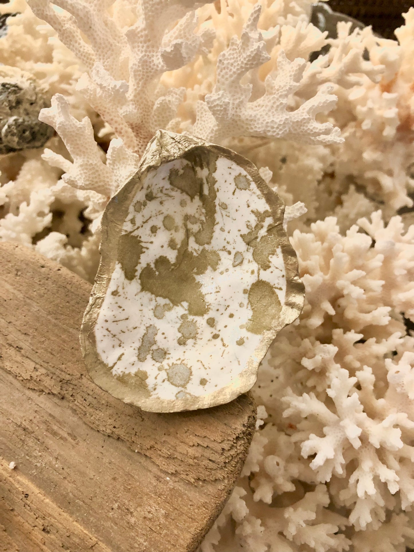 Celebration Decoupage Oyster Vanity Dish