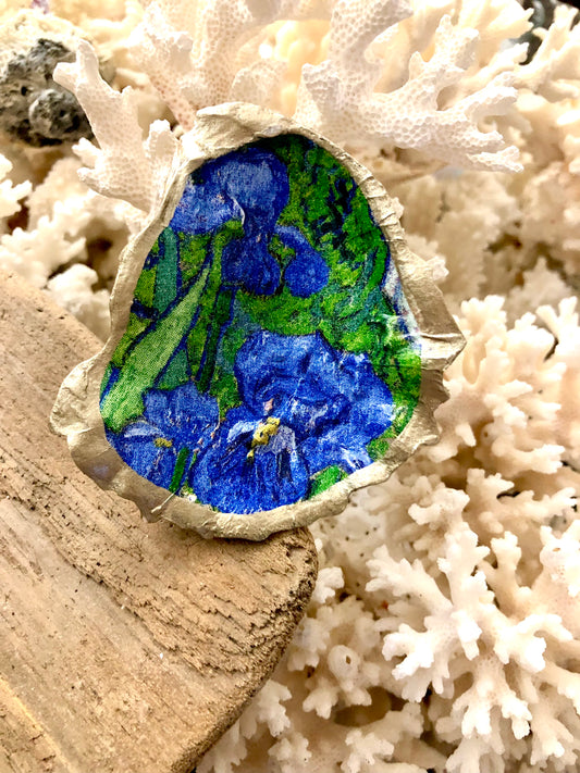 Gallery Iris Decoupage Oyster Vanity Dish